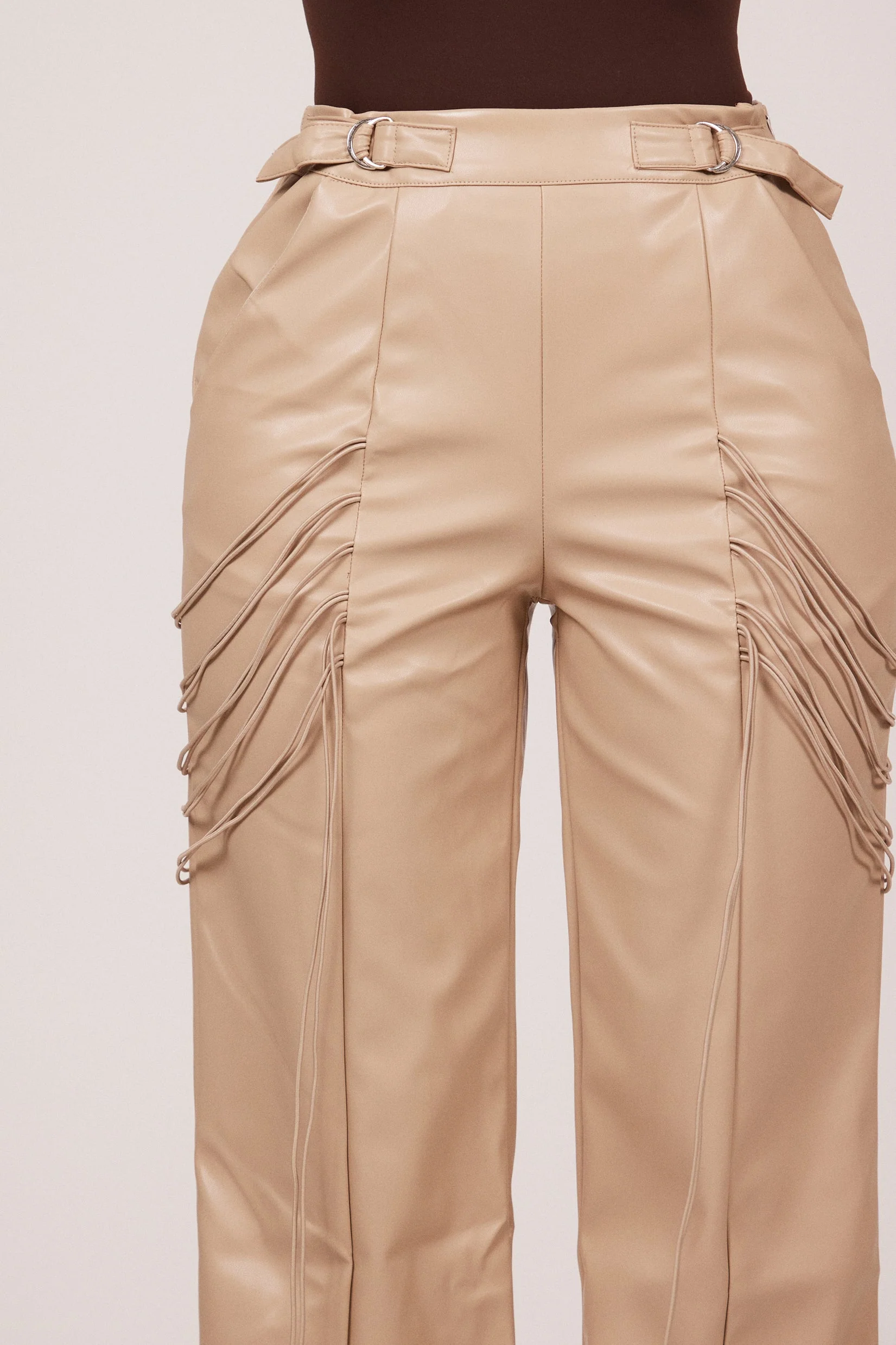String detail leather trousers - Image 12