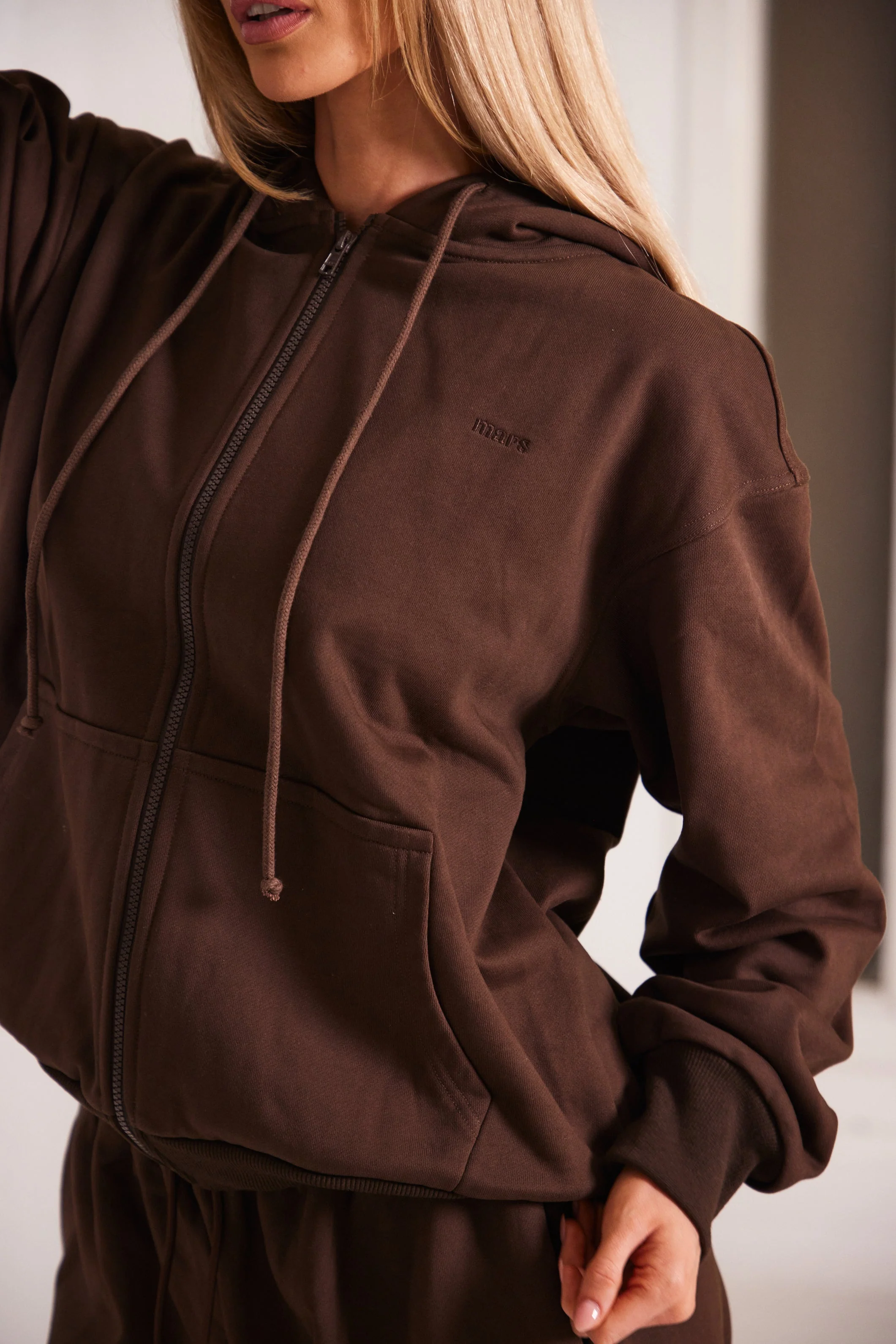 The Basic Jacket in Brown - Image 6