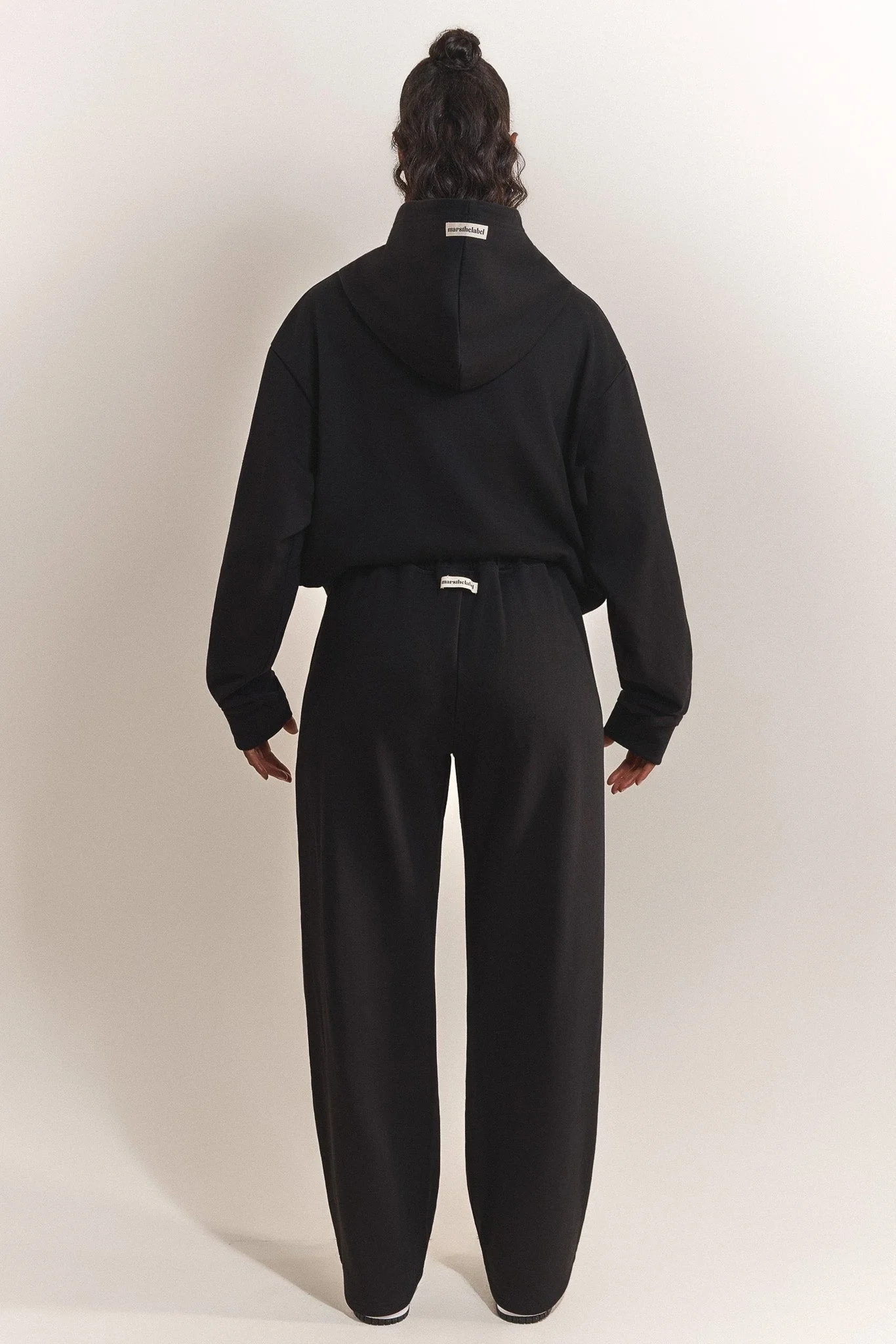 The Basic Long Zip Hoodie in Black - Image 5
