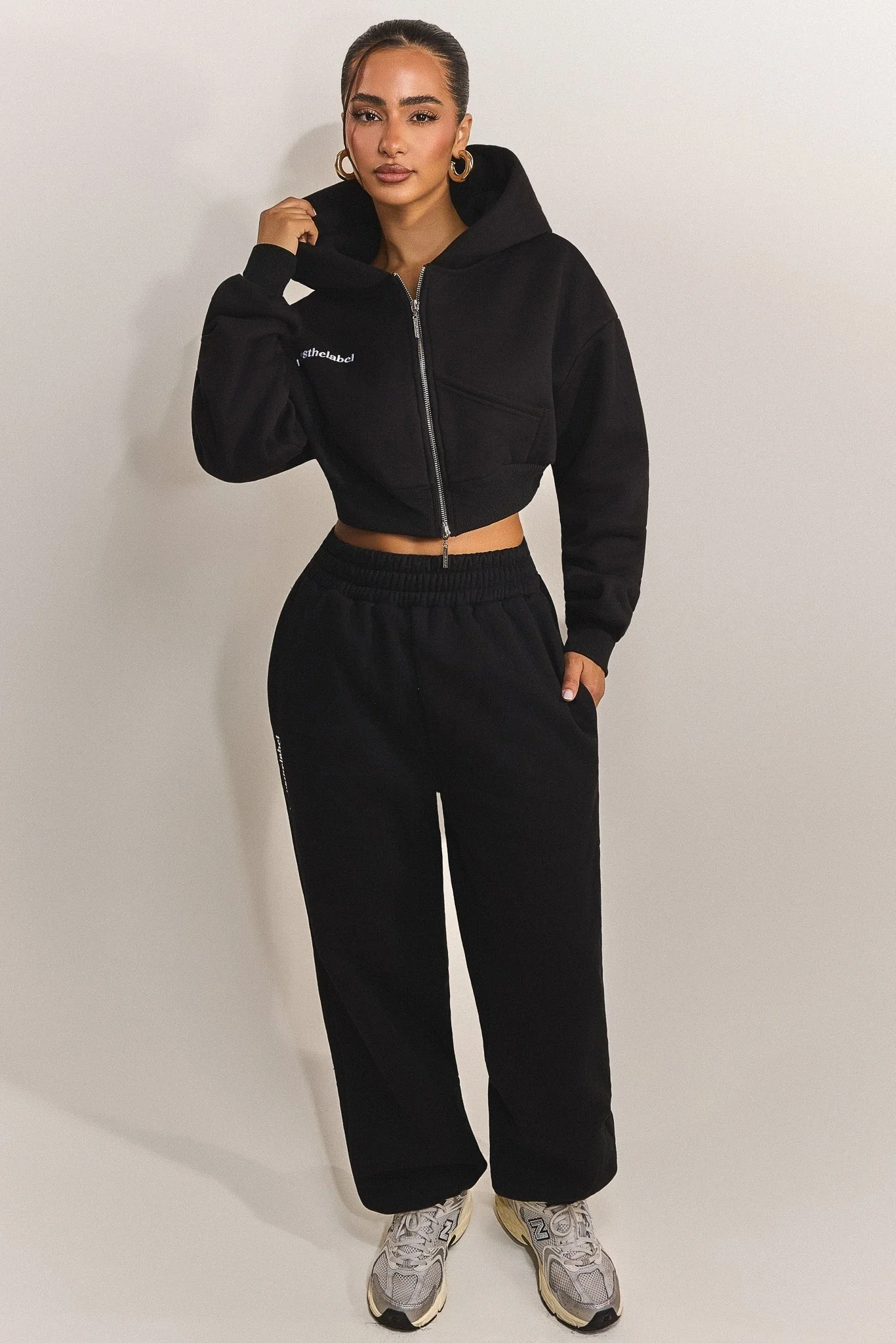 The Classics Cuffed Joggers in Black - Image 3