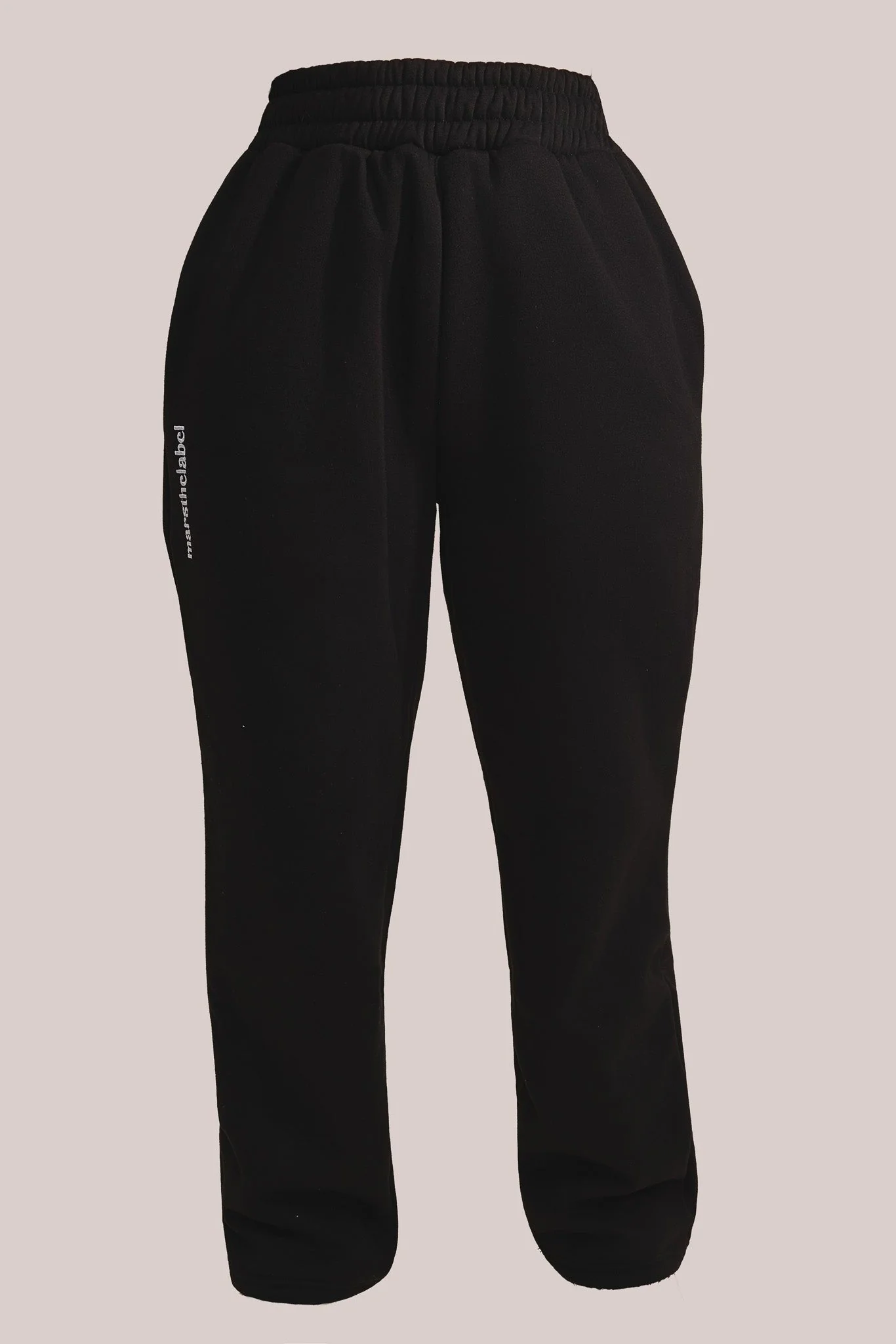 The Classics Cuffed Joggers in Black - Image 5