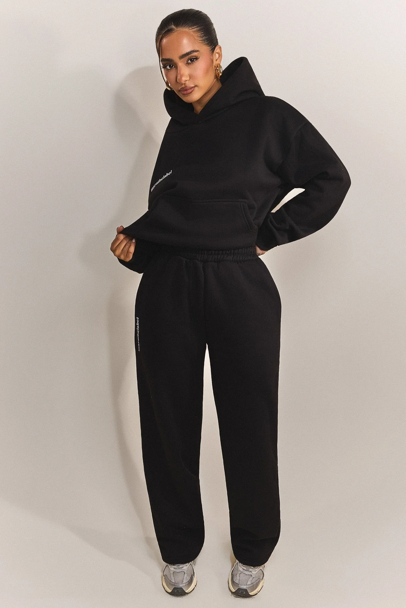 The Classics Joggers in Black - Image 2