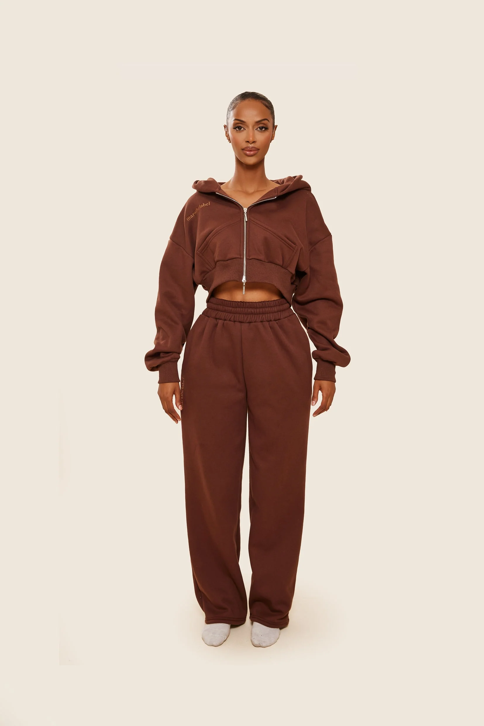 The Classics Joggers in Brown - Image 7