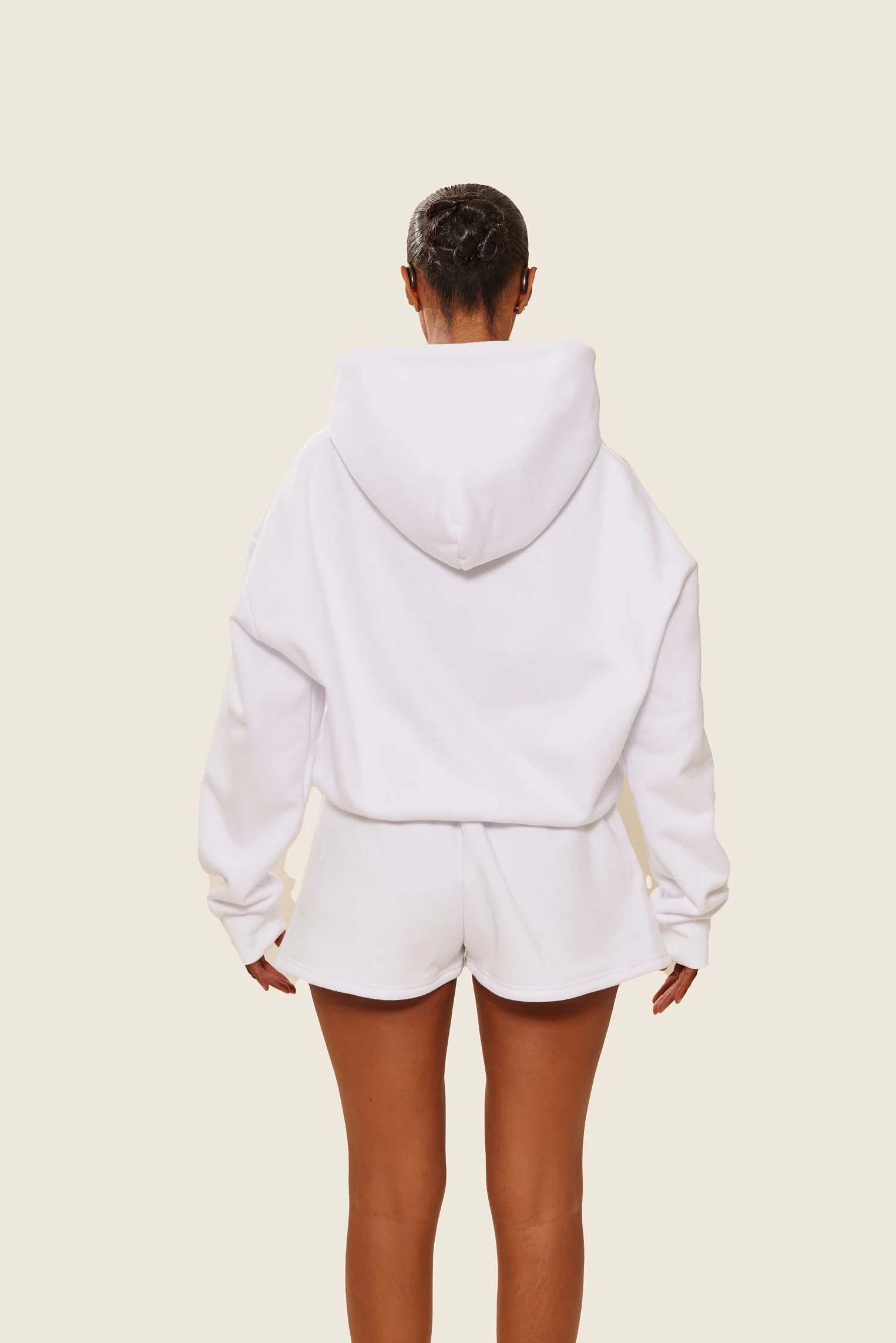 The Classics shorts in White - Image 6