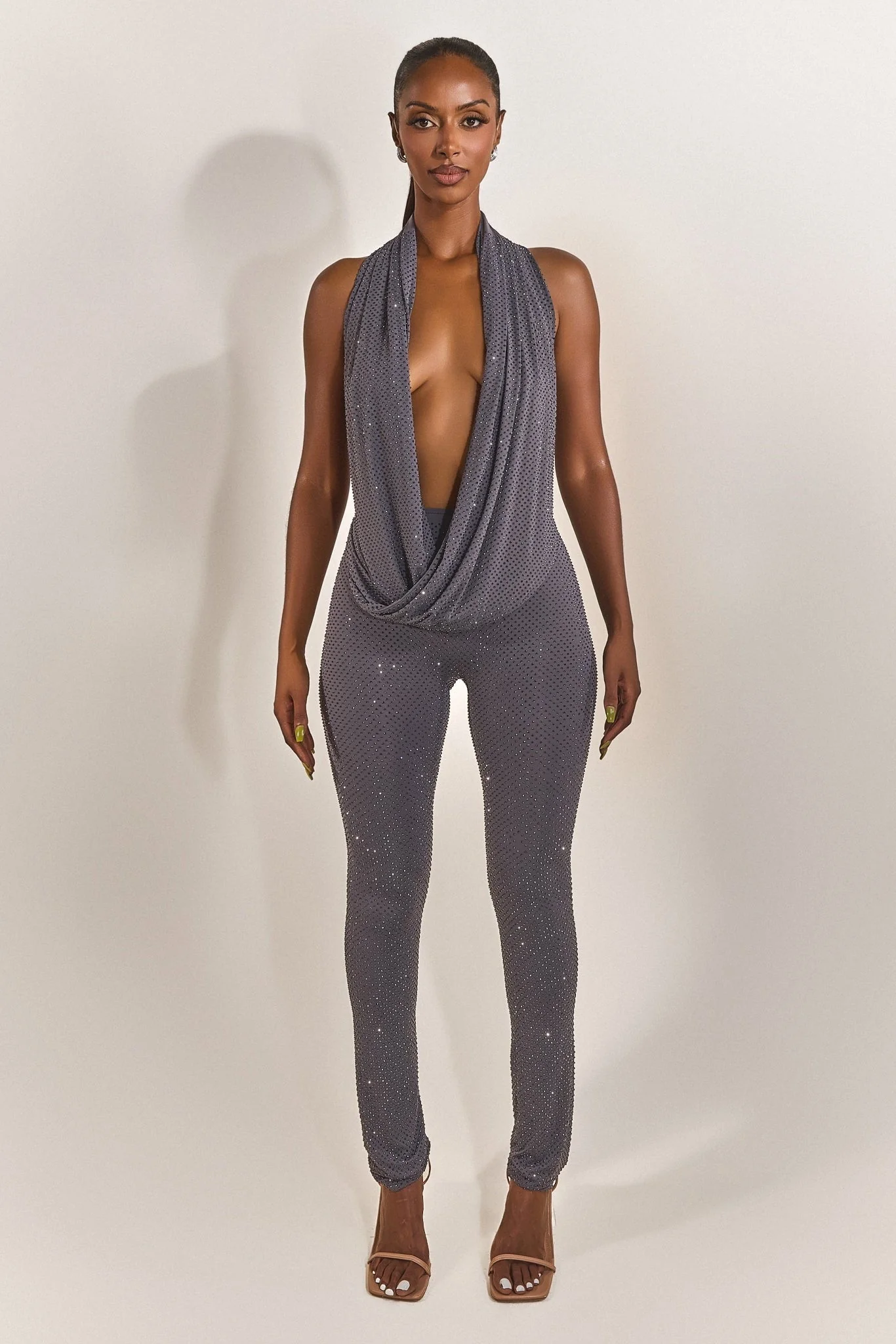 The Leia Trousers in Charcoal Hotfix - Image 2