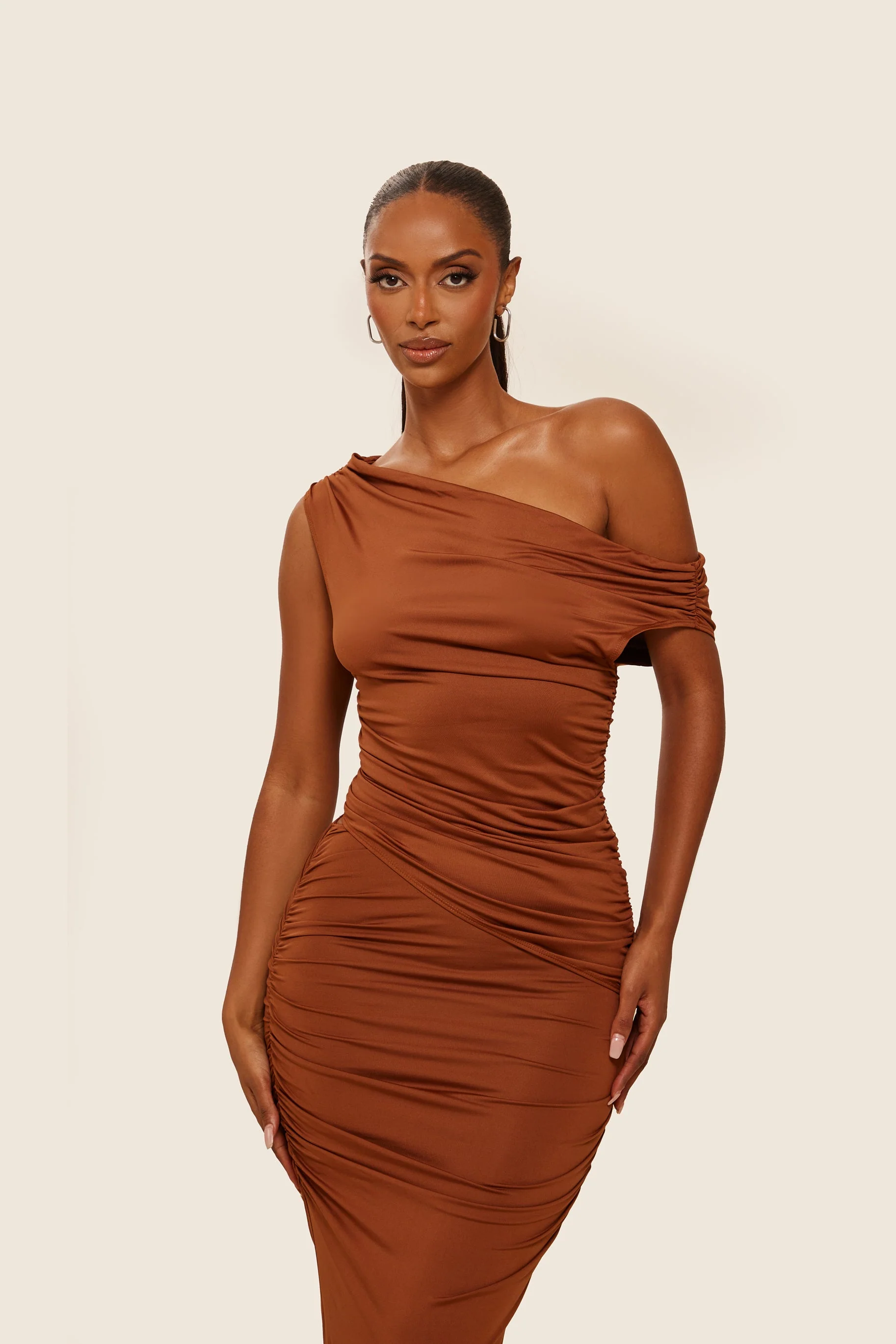 The Iris Maxi Set in Brown - Image 2
