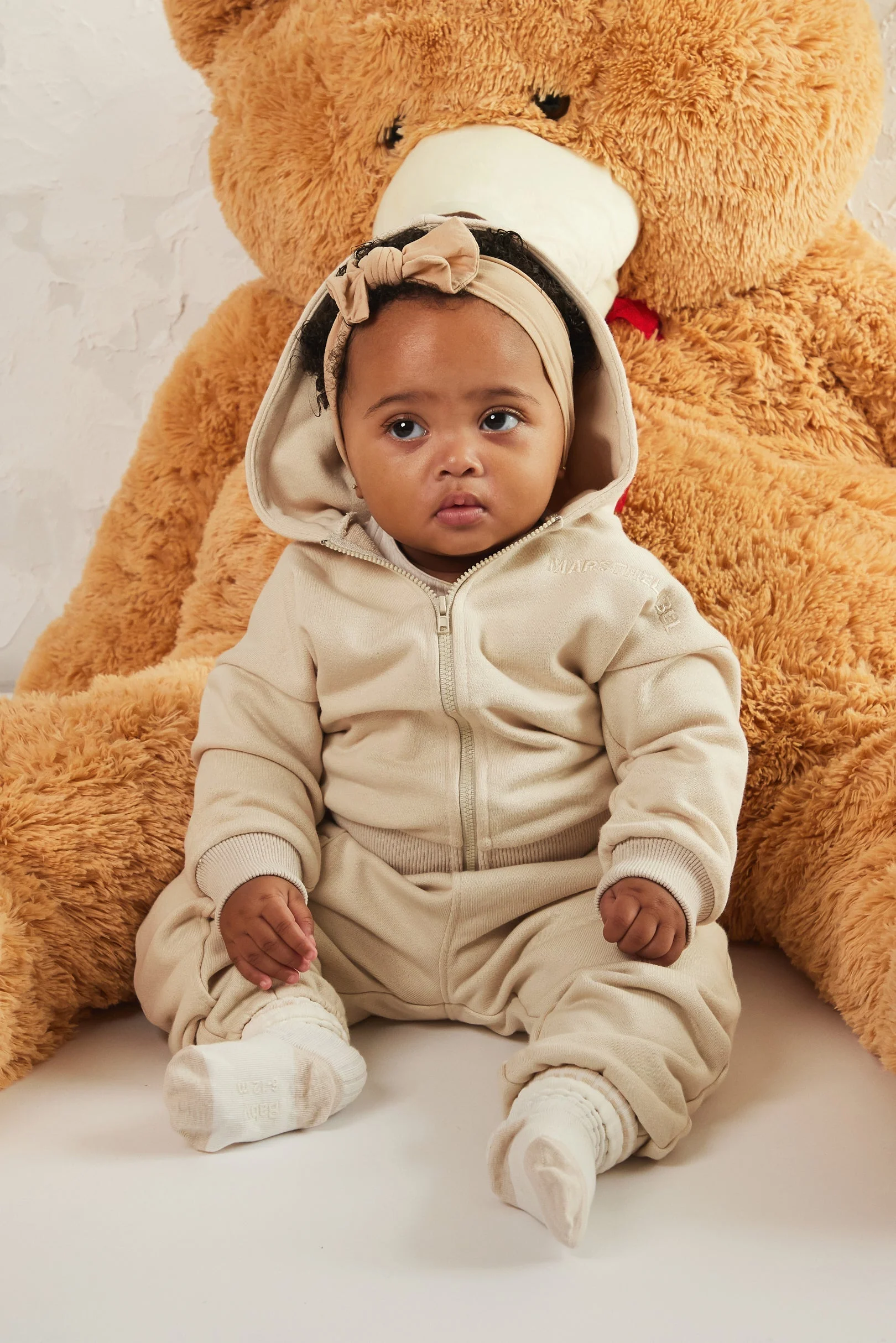 The Kids Essentials Zip Hoodie in Stone - Image 6