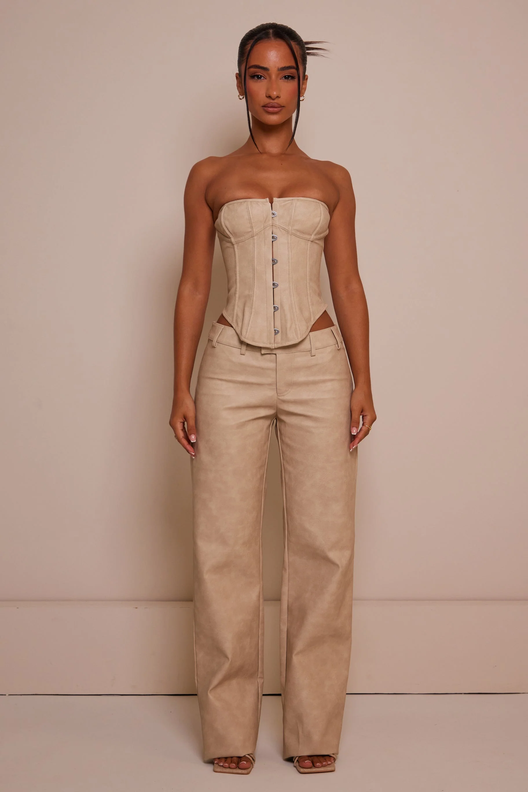 The Leather Trousers in Cream Wash - Image 2