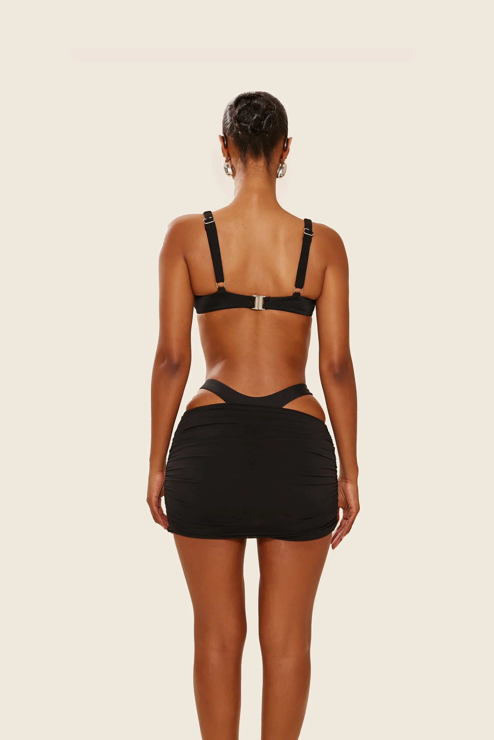 The Nicole Coverup - Image 5