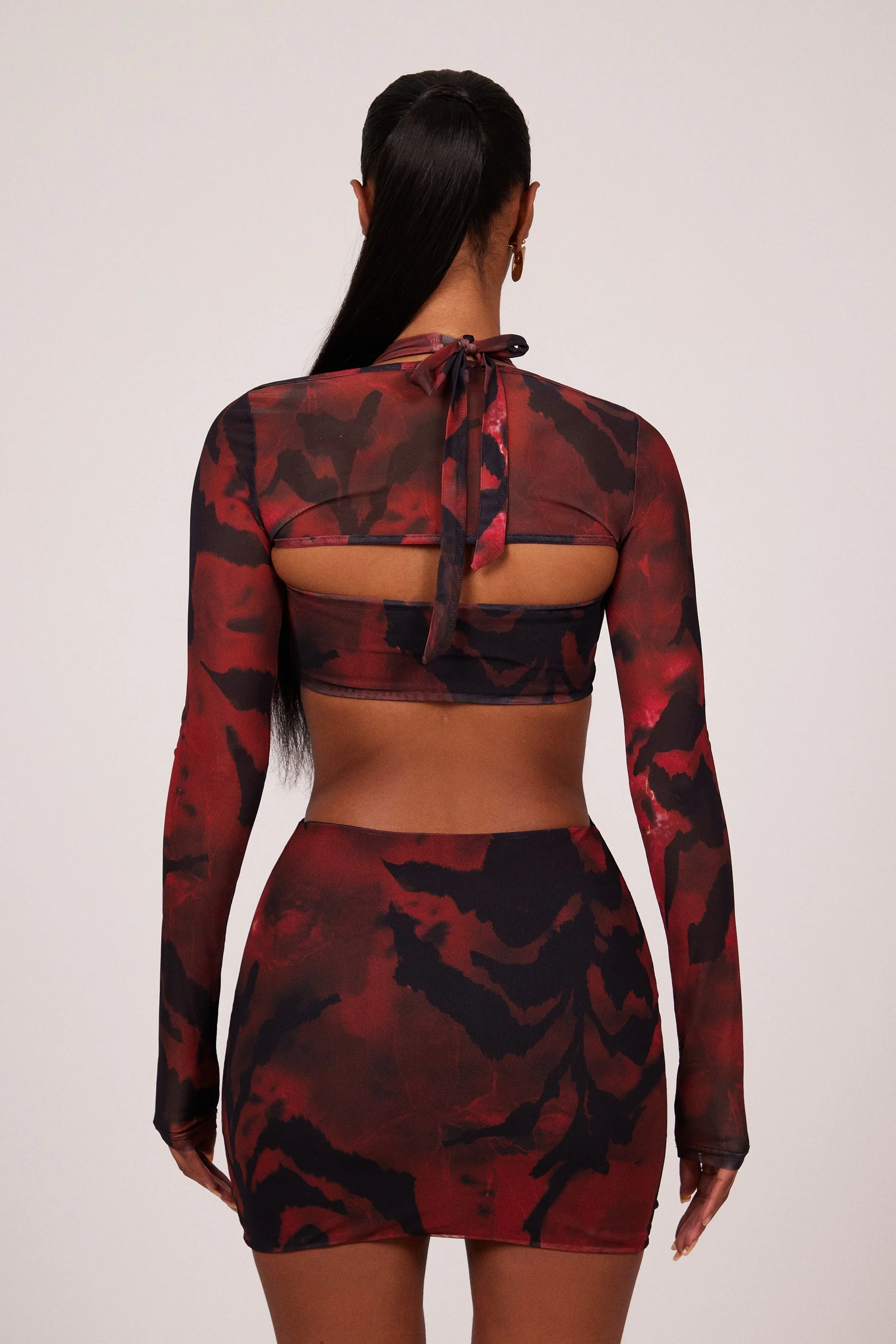 The Ring detail Plunge Shrug Mini in Red Print - Image 4