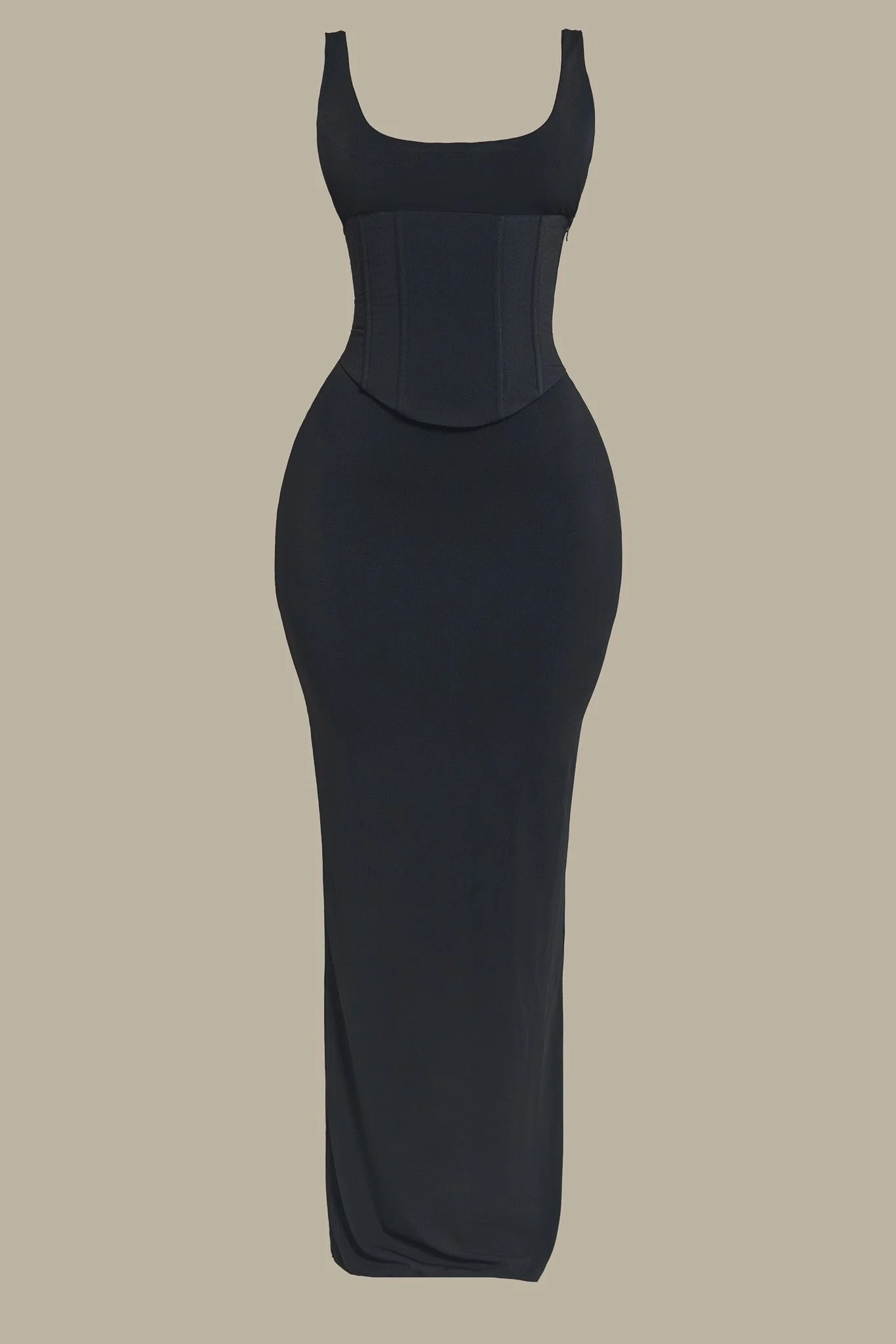 The Sandra Scoop Maxi in Black - Image 5
