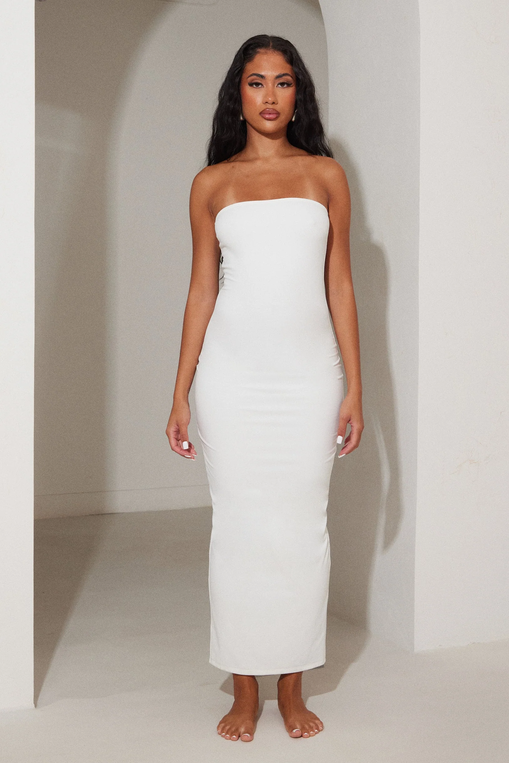 The Sculpt Bandeau Maxi in White - Image 9