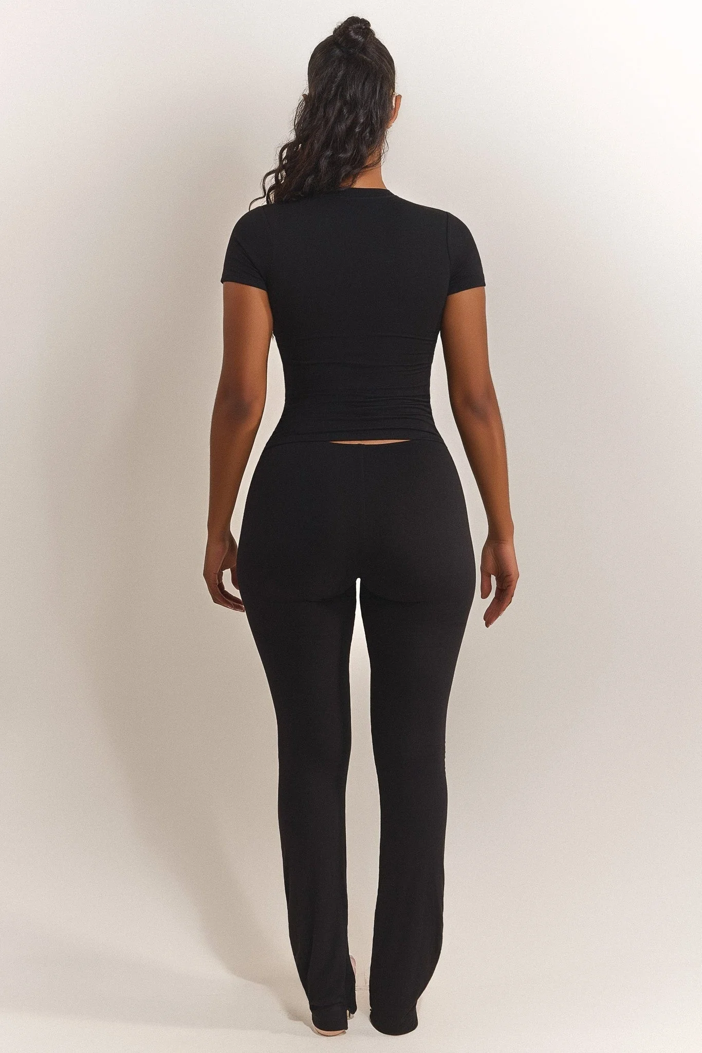 The Short Sleeve Cotton Top in Black - Image 5