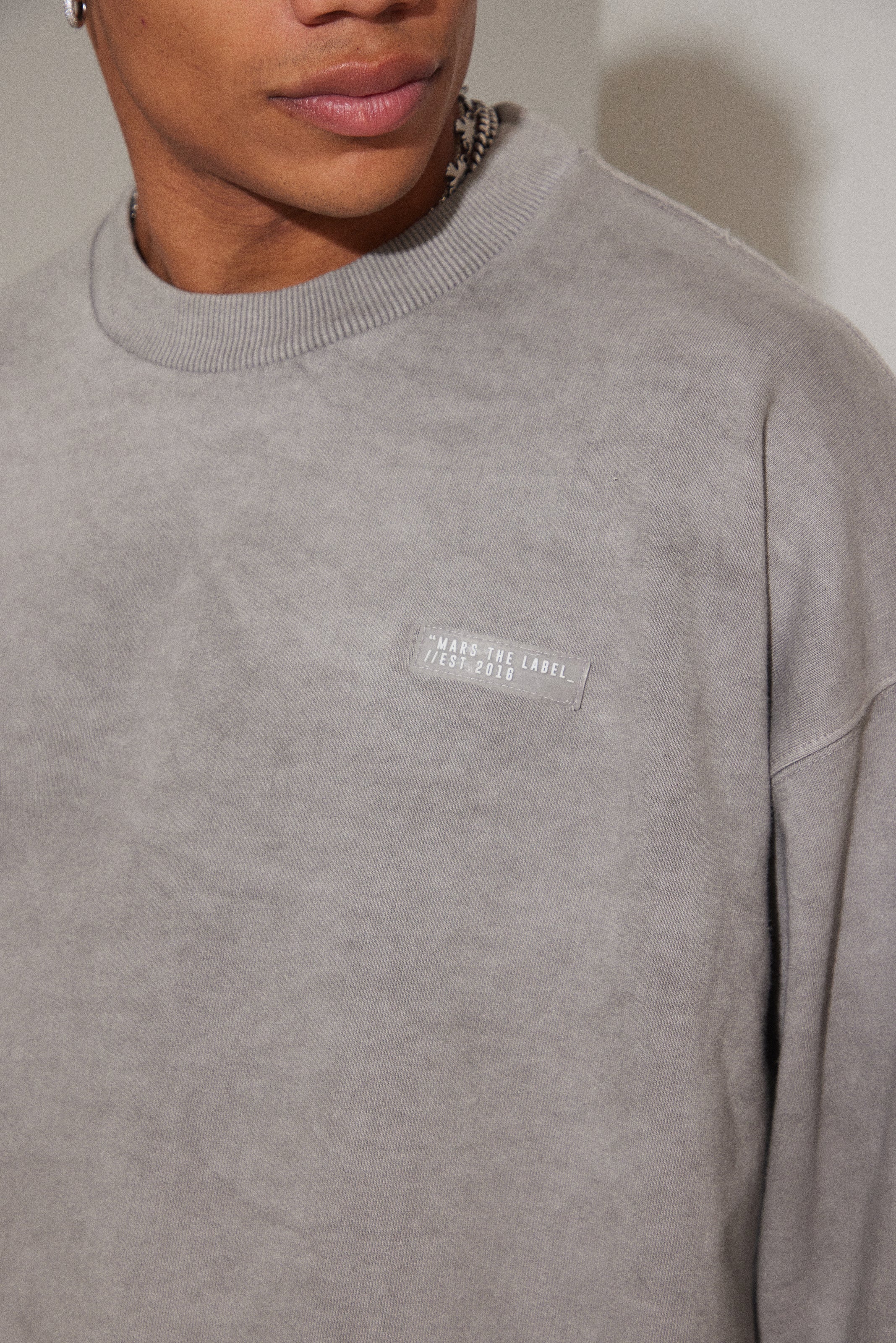 Unisex Sweatshirt in Grey Wash - Image 9