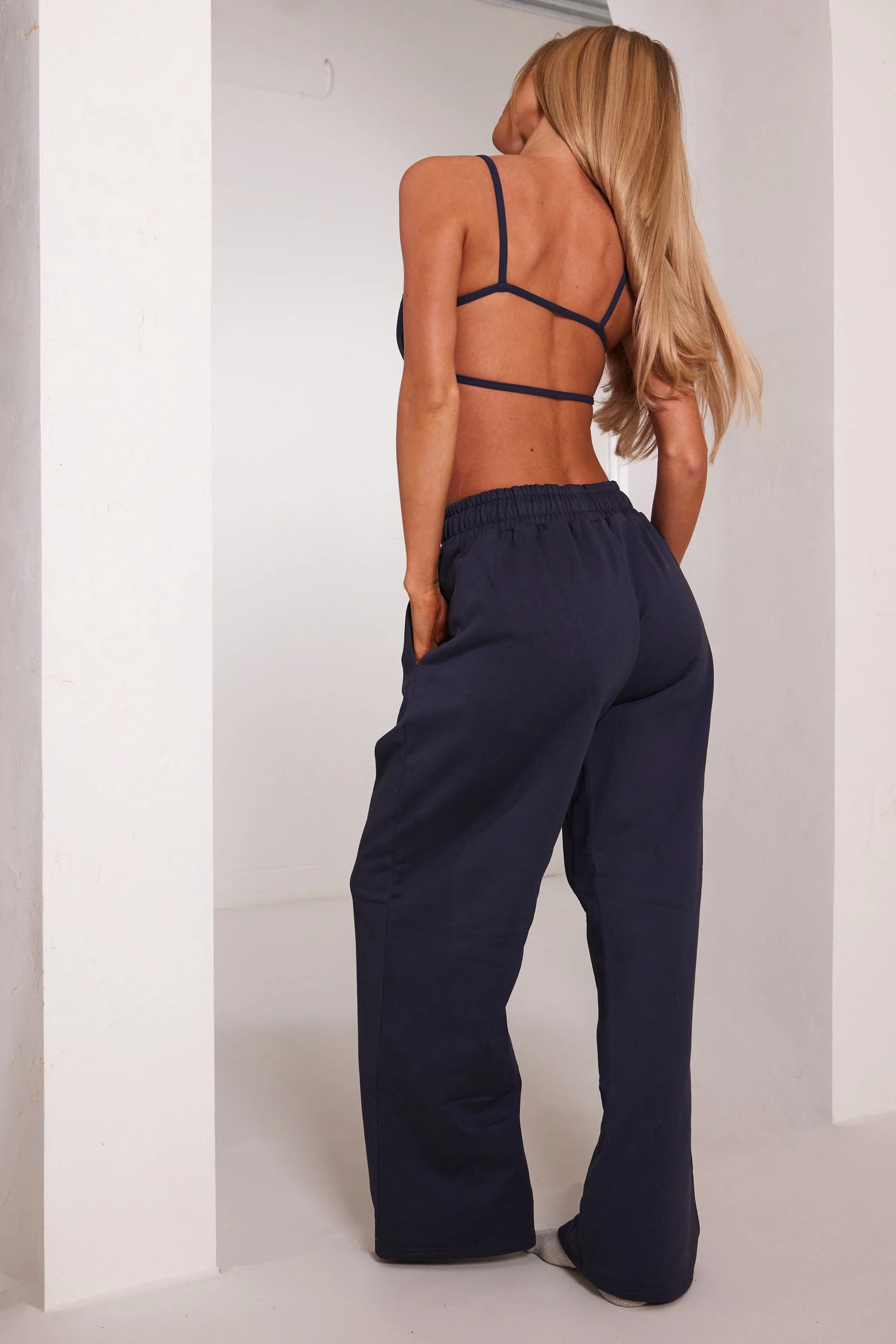 The Wide Leg Joggers in Navy - Image 11